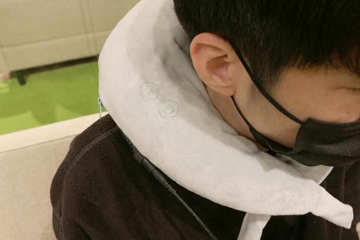 Eɑ{^tĂ܂Bݑx̓v݁EӂE3iKB̓q[^[̃IEItXCb`