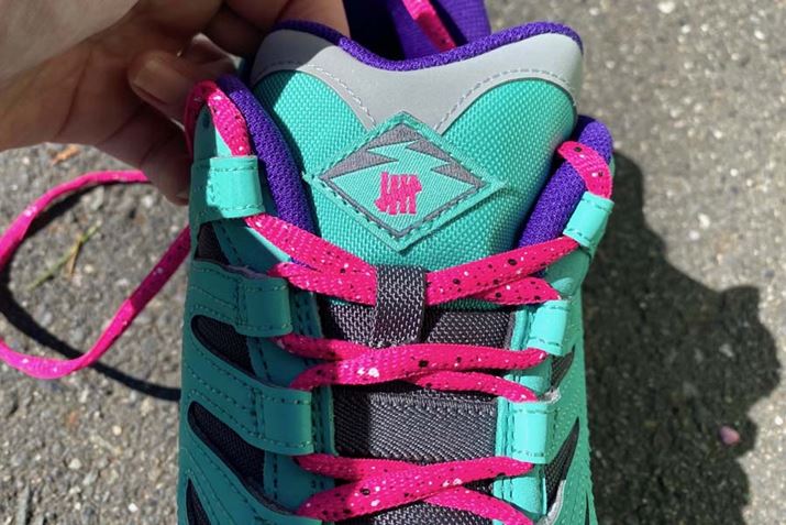 V[[X́uCg^vJ[̂قAsN̂܂͗l̈{iʐ^jtBXj[J[Ŝɓꊴ^̂ƓɁAfUC̃GbW㉟܂