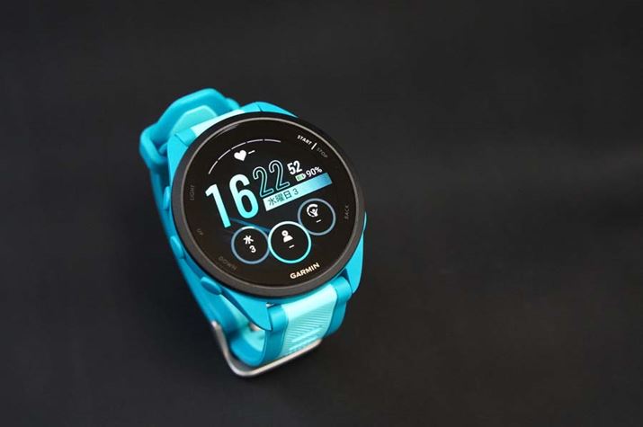 K[~uForerunner 165vBTCg̔̔i39,800~iōBȉjAJ[oG[V4FWJByĐ\ȁuForerunner 165 Musicv44,800~A2FWJ