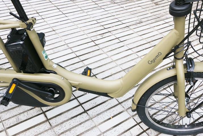 ԑ̃TCY580iSj×1,785iSjŁAdʂ32.8kgiA`ChV[gtԁjBᏰt[̗pĂ̂ŁAwႢlł~肵₷