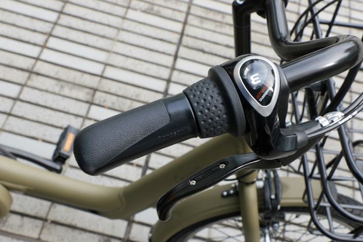 ϑMA͓3iBObv񂵂Đ؂ւ