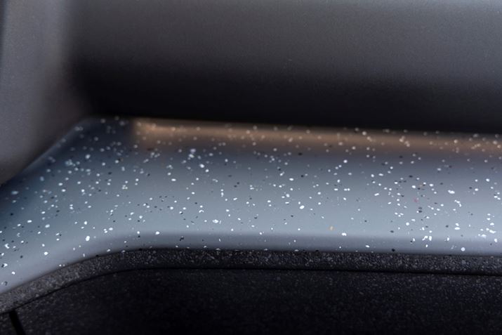 ЂƂ̃CeAuu[Yvɂ́AjӂguChybgɂđ֍񂾁up[eBNplv̗pĂBЂƂƂē͗lȂAu܂Ŗk̐̂悤łvƃfUCi[̓Rgiʐ^͊COdlj