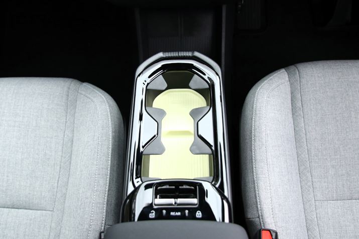 Jbvz_[͒̎d؂ς邱ƂłȂǁAg悭lĂ