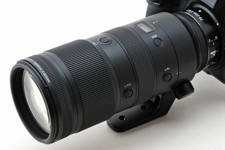 Yu␳@\uVRv𓋍ڂAjŔuNIKKOR Z 70-200mm f/2.8 VR Sv