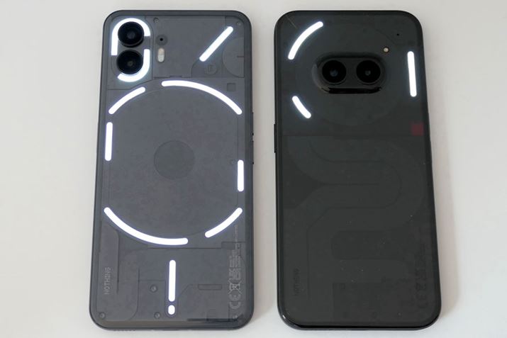 uPhonei2jvAEuPhonei2ajvBwʃfUĆAJLED̔zuقȂ