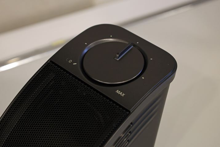 u~CXs[J[E~jviƁu~CXs[J[vj{̂̉ʂ4`6xɌŒ肵AƂ̓erŉʂ𒲐