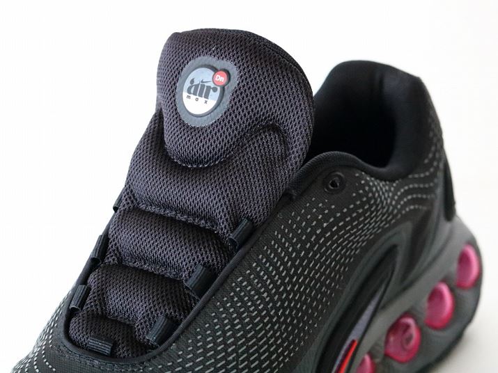 V[^ɂ́u_Ci~bN GAvڂĂ邱ƂS}[Nzu