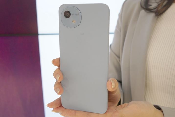 ƓȃfUC̔wʁBĐfނgpuAQUOS wishvV[Y炵