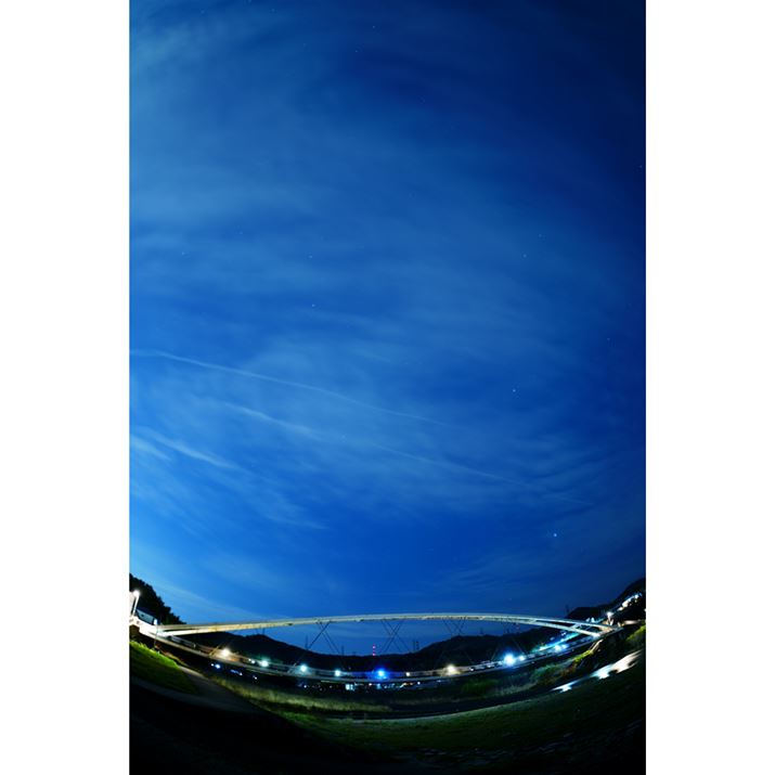 Or𗘗p邱ƂŏcʒuEʒu̐؂ւX[YɍsBuMFLXCb`vȂǐiBe͂ɃT|[g@\[Ă̂ꂵ7R VA15mm F1.4 DG DN DIAGONAL FISHEYEAF1.4A10bAISO100AzCgoXFMANGCeBubNFVVAImaging Edge DesktopŃRgXgA邳RAWBeʐ^i6336×9504A44.4MBj