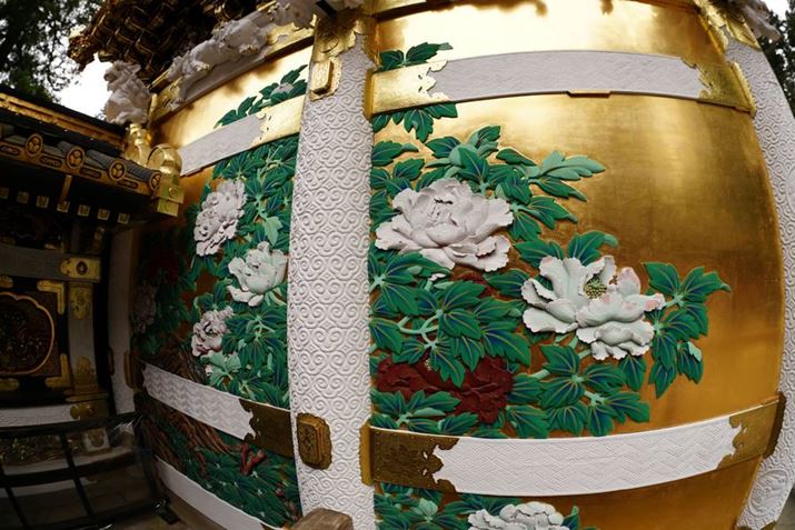 Ƌ{ɂāBǂ̖͗lɃObƔȂcȂB`ʂ჌YȂł͂7R VA15mm F1.4 DG DN DIAGONAL FISHEYEAF4A1/400bAISO200A+0.3EVAzCgoXFܓVANGCeBubNFVVBeʐ^i9504×6336A42.1MBj