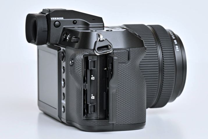 UHS-IIΉ̃fASDJ[hXbgOfpč̗p