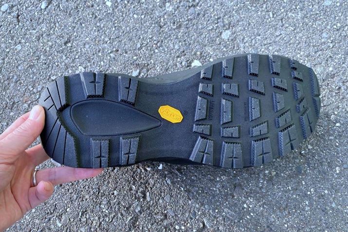 AEg\[ɂ́uVIBRAM LITEBASEveNmW[pBAEg\[̃x[X݂̌50팸AV[Y̌yʉĂ܂