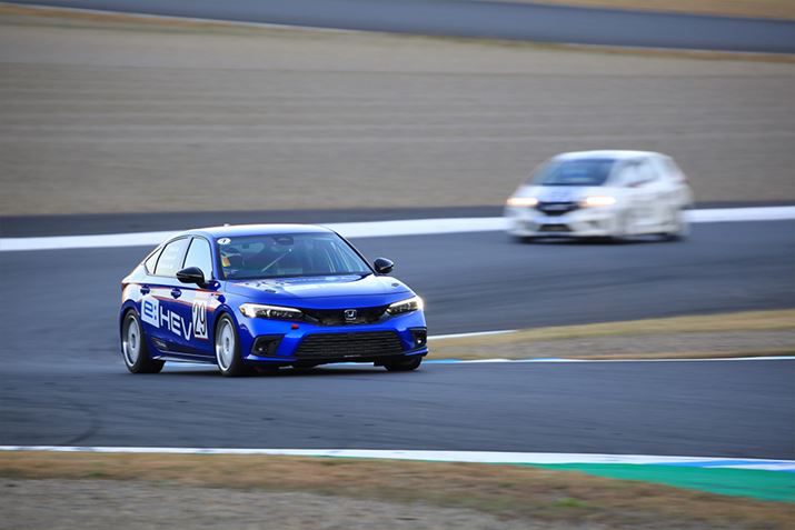 T[Lbg𑖂ȂĂAN}̊y͏\ł̂ł