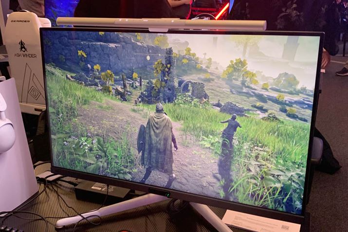 ʂ̉ɖ邭AO̐Ί_̉e̕Ԃꂹɂƕ`ʂĂ܂BɂuShadow Phagev̌ʂ܂