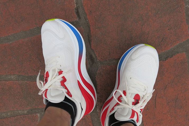 EH[LOAWMOyȂeނ悤ȃCh