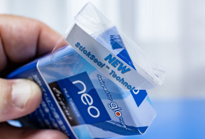 tB𔍂ƁAiƌtȂȂpbP[W