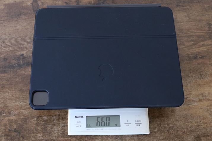 yʉꂽuMagic KeyboardvBdʂ͌\ĂȂALb`XP[ł̎660g