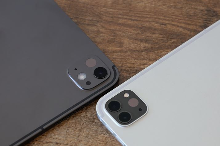 u13C`iPad ProiM4jvAEu11C`iPad Proi3jvBVOJɃXybN_EĂ邪AglƁAVOJł\Ƃf낤