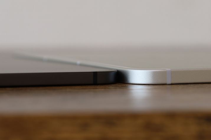 u13C`iPad ProiM4jvi5.1mmjAEu11C`iPad Proi3jvi5.9mmjBׂƐlȏɁu13C`iPad ProiM4jv