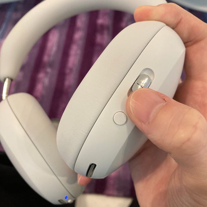 EJbṽRecL[BĕIɃtB[hobN^Cvɂ邱Ƃő슴߂Ă