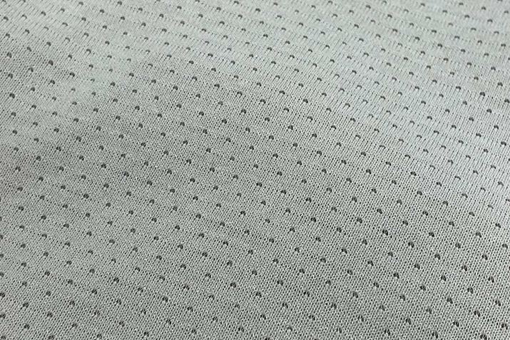 TCN|GXẽRbgCNȐńAʋCƋzɂꂽbVfނŁAԂ̒płKȒSnL[vĂ