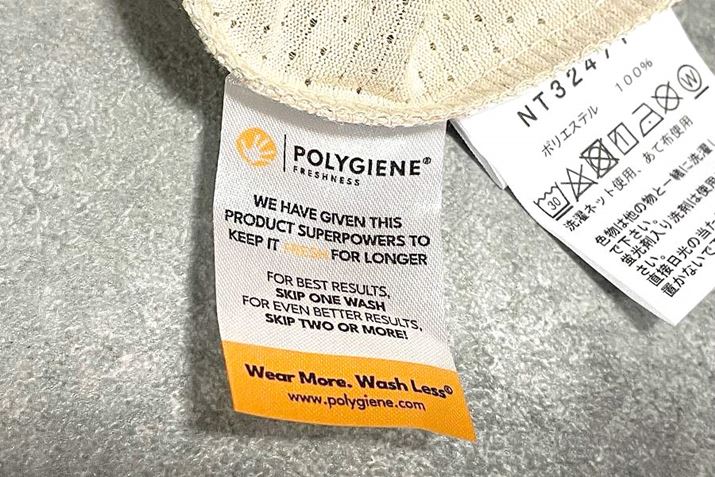 nɂ͋CIɂ|WEXeCtbVH̍RۖhLʂ𑕔ĂAANeBreB[̃jICɂz