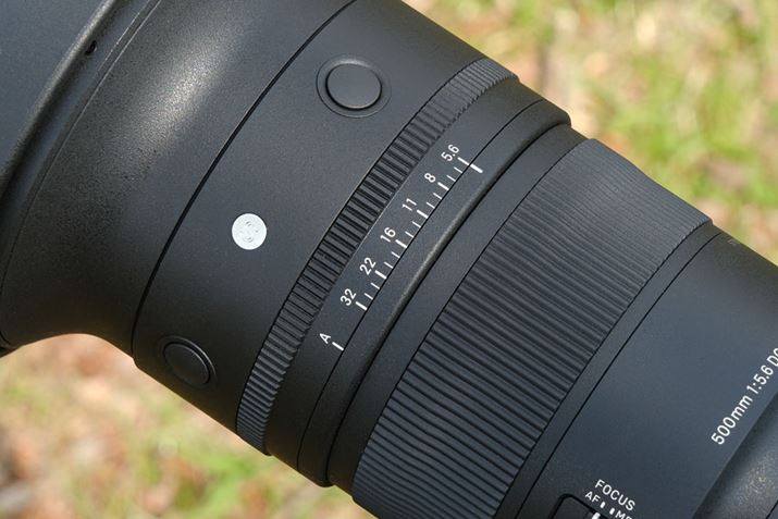 ui胊Ov𓋍ځBgɂABeł􂵂Ă܂