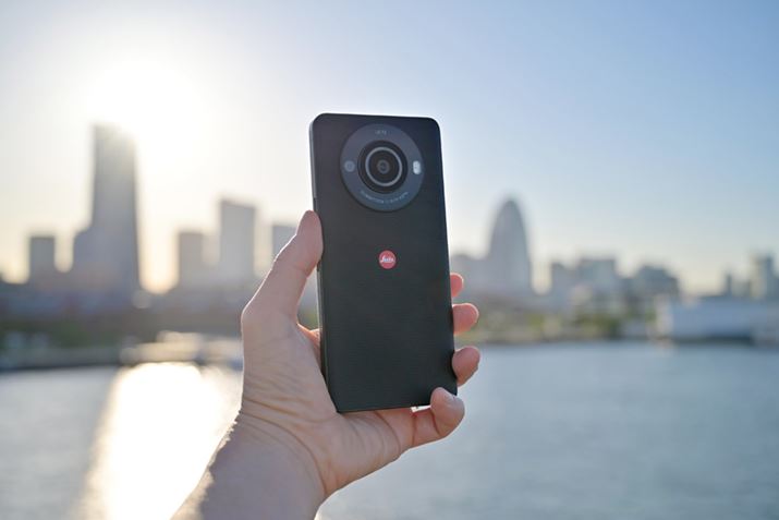 uLeitz Phone3v́A{̃\tgoN݂̂Ŕ̔B[J[̔i195,696~iōj