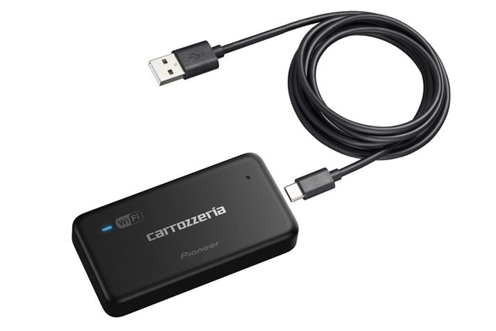 ԍڗpWi-Fi[^[uDCT-WR200Dv̏[d́AVK[\PbgijUSB Type-AijɑΉĂ