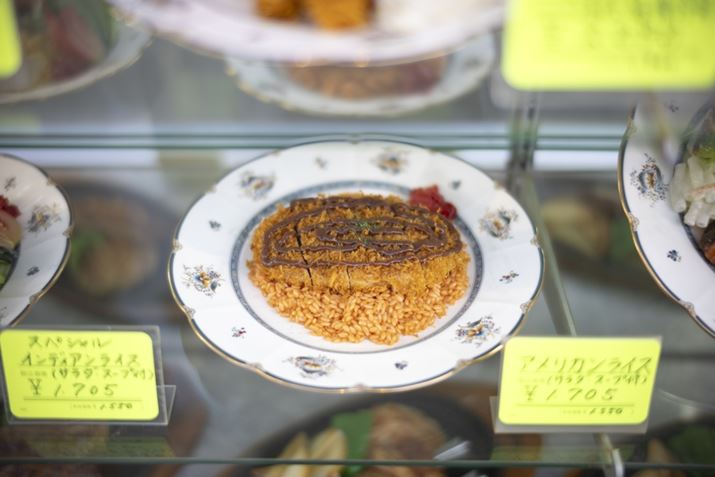 HiTvEOS R8ANOKTON 40mm F1.2 AsphericalAF1.2A1/200bAISO100A+1.7EVAsN`[X^CFX^_[hAzCgoXFI[gARAW