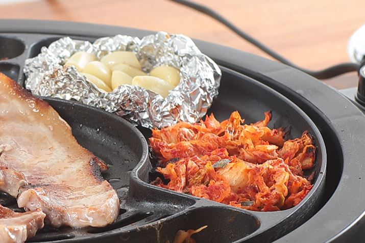 L`ƃjjN͍][ɒuĂ̂ŁAXقł