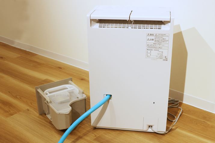 uF-YEX120Bv̓pi\jbN̏@̒ŗBAŝ̃z[Xia15mmjڑĔruArvɑΉz[X͕ʓrw