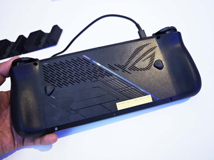 ^ꂽwʂ̃}N{^BӐ}GɂzuATCYƂȂ