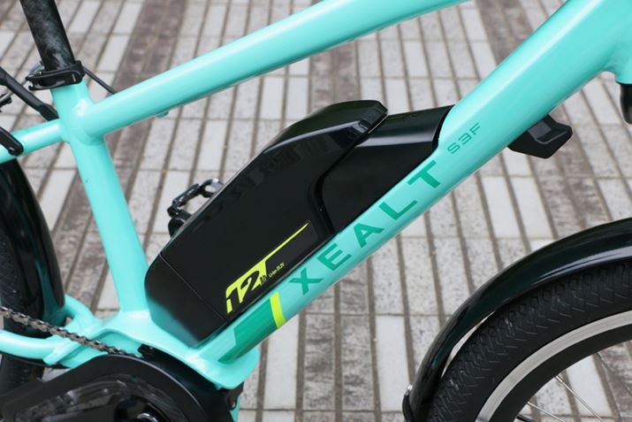 obe[eʂ25.2V/12Ahi302WhjBߔNe-Bikeł͈ʓIȃt[̃C`[uł͂ȂAʓIȓdAVXg]ԂƓOt^CvBAVXgs\ȍő勗͖90km