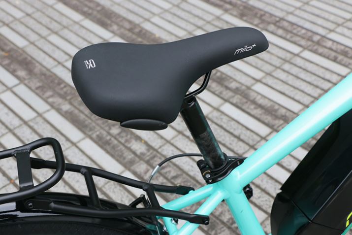 x̂Th́AX|[eB[߂AK𗼗Ă