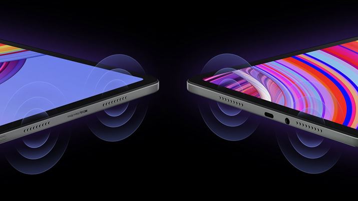 nC]uDolby AtmosvɑΉ4̃Xs[J[𓋍ڂAXeITEhĐ\B܂A3.5mm̃wbhz[q