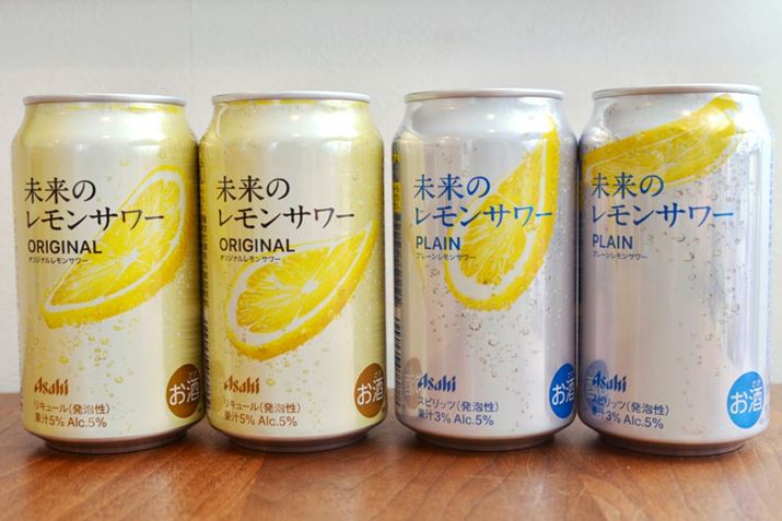 4{ׂĂقȂpbP[WfUCBʐ^͐ʂŁAwʂɂ́u{XCXIWiiv[jT[v̕ƂƂɁAʂƂ͕ʂ̃XCX`Ă܂