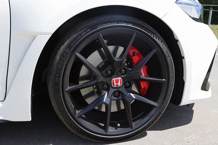 3قǑO܂ł́uVrbN^CvRv͏Snn[hďIԃN}łÃf͓퐫˔Ă܂