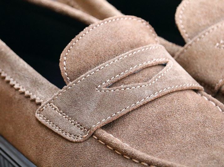 炩ȃXEF[hU[fނ̃Abp[BɂȂ݂₷AĂłKɗ܂