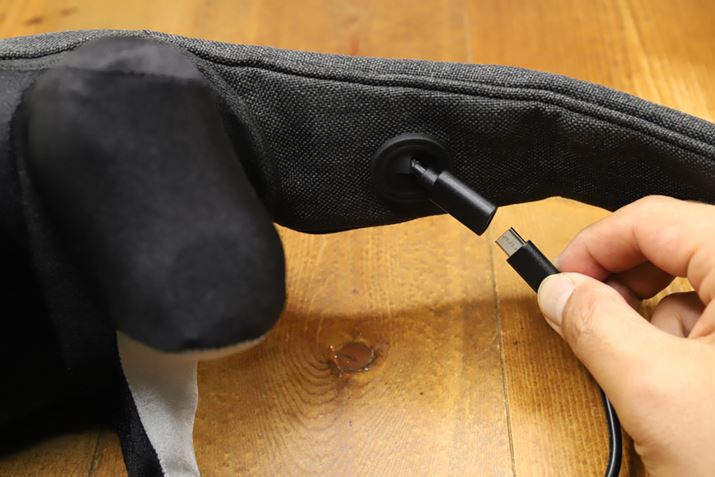 obe[͘AgpŖ1ԁBdUSB Type-C P[uōs܂