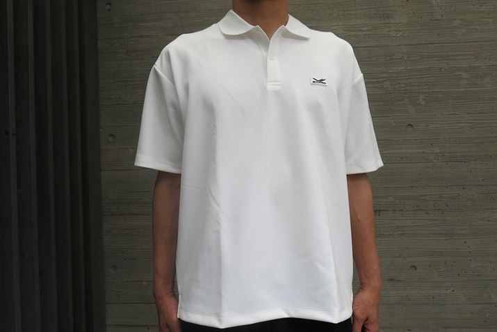 |Vc̓rWlXV[ł􂵂ĂꂻBʐ^̕Mҁi178cm/65kgjLTCY𒅗p