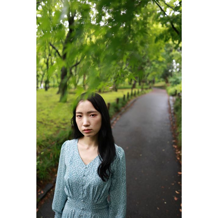 Lp24mmAilF1.8ŎBeB24mmłF1.8܂ŊJ΁AقǊȂĂ_Ȕwi{PołBł͎؂őO{PĂ݂EOS R6 Mark IIARF24mm F1.8 MACRO IS STMA24mmAF1.8A1/125bAISO400A+0.3EVAzCgoXFI[gi͋CDjAsN`[X^CF|[g[gADPP4Ō