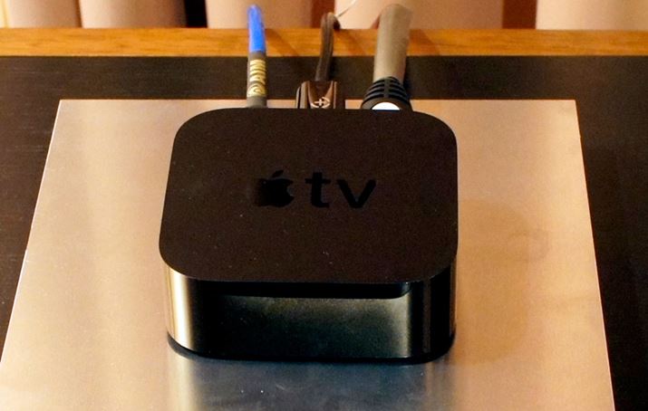 uApple TV 4KvŉfRecĐBerƂ̑gݍ킹Ȃ΁AuApple TV 4KveruL75msv́uL42msvƂꂼHDMIŐڑłB̕@̓CM[ł͂邪Ap@̂ЂƂƂĎQlɂĂق