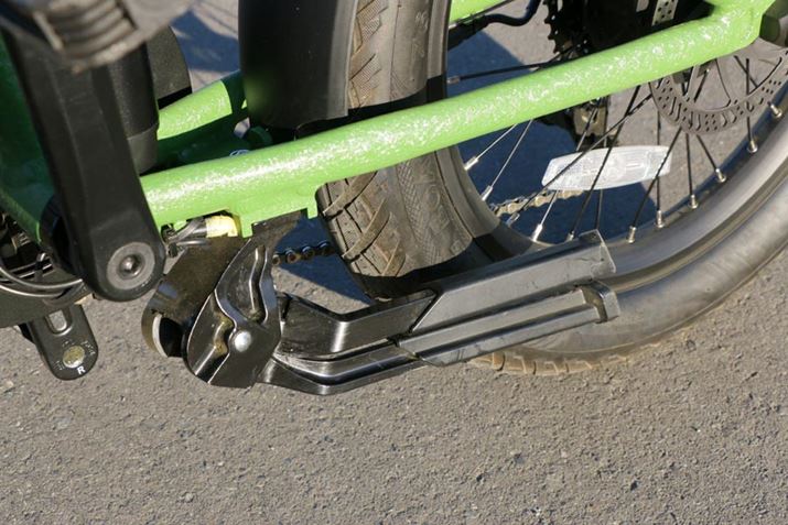 X^h̑2{邪AނƃTChɂ܂Ƃ߂