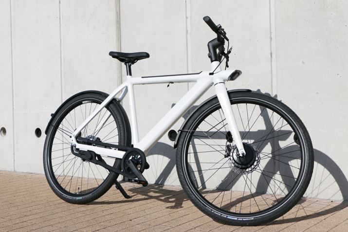 ߔNe-Bike̒łȂX}[gȃVGbgBBESṼNXoCN^Cve-BikeƂقȂ郋bNXBdʂ23.1kg