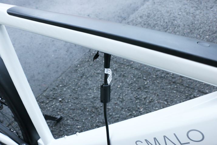 obe[͎OȂ߁Aԑ̂ɓdvO}ď[dBgbv`[ủɏ[d𑕔AڗȂĂ̂X}[gB[dԂ340