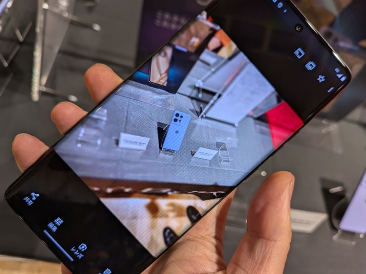 ueBgVtgv́Aʒ̉т̕ɂ̂݃tH[JXAȊOڂƂŔʑ̂~j`Â悤ɌʔBe[h