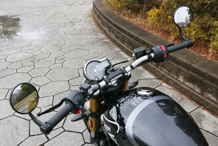 S814mm̕Lnh𑕔B͗}Ă邽߁AKxȑOXpoBobN~[̓o[Ghɑ鍡̃CAEgAnhL̂ŁA܂ł͎ړ̑傫ɏƂ܂ǂȂ