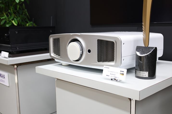 u[Xɂ͉2007NfuDLA-HD1vQlWĂ