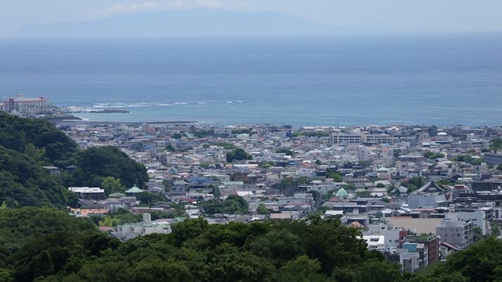 x͖][200mmŎBeB͉̓_ɉBĂ܂AΕƓVC悯ΕxmR܂LUMIX S9ALUMIX S 28-200mm F4-7.1 MACRO O.I.S.A200mmAF7.1A1/320bA ISO100AzCgoXFzAtHgX^CFi